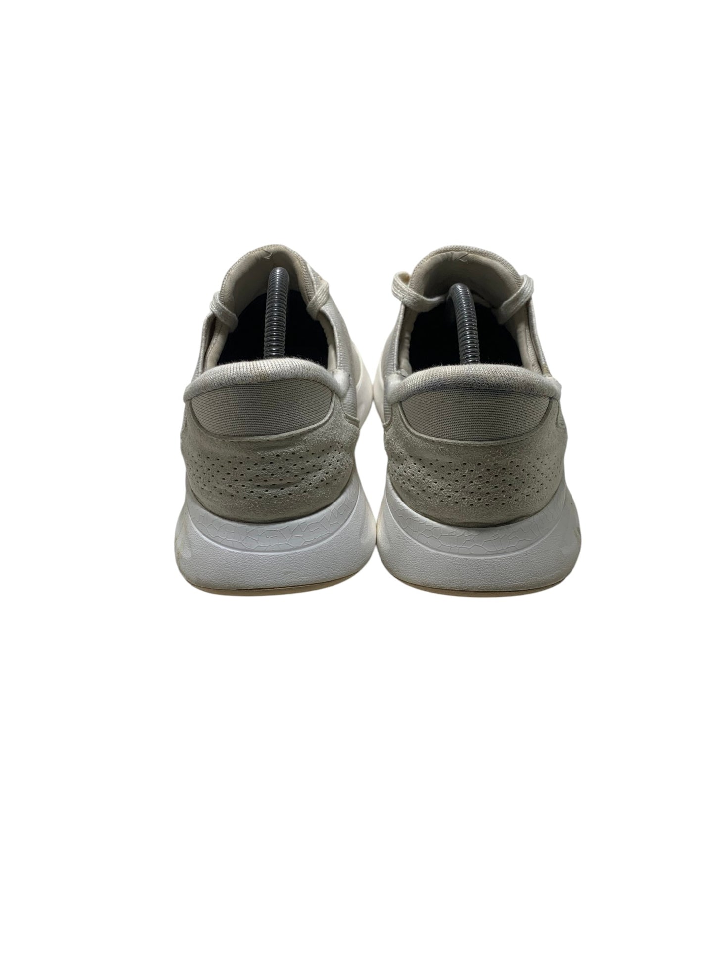 Kizik Lima Athletic Sneaker