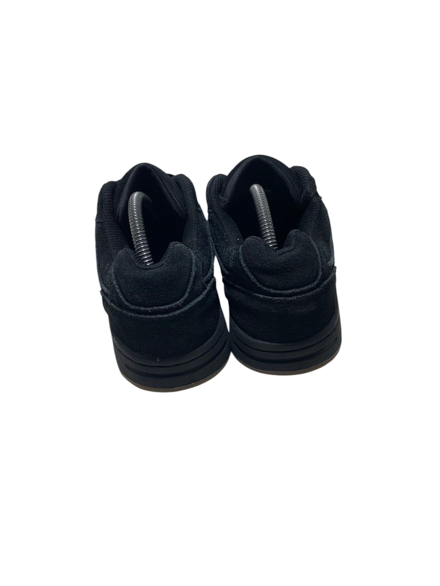 Classic Black Sneaker
