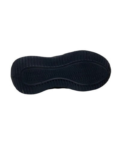 UNLTD Mens Trainer
