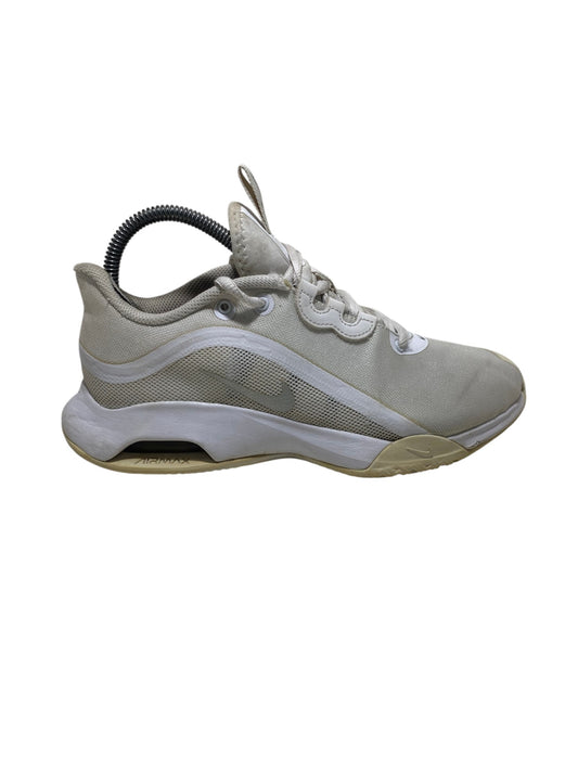 Nike Air Max Court