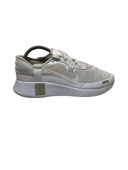 Nike Reposto White
