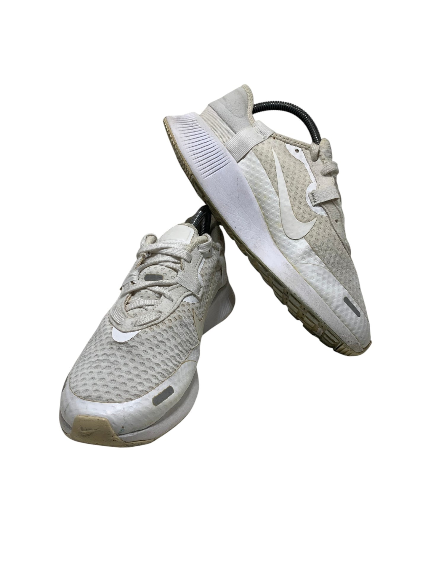 Nike Reposto White
