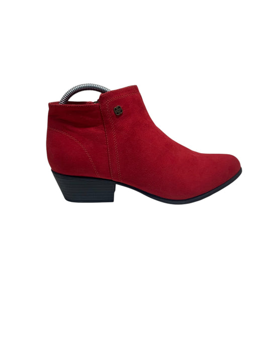 Daisy Fuentes Red Boot