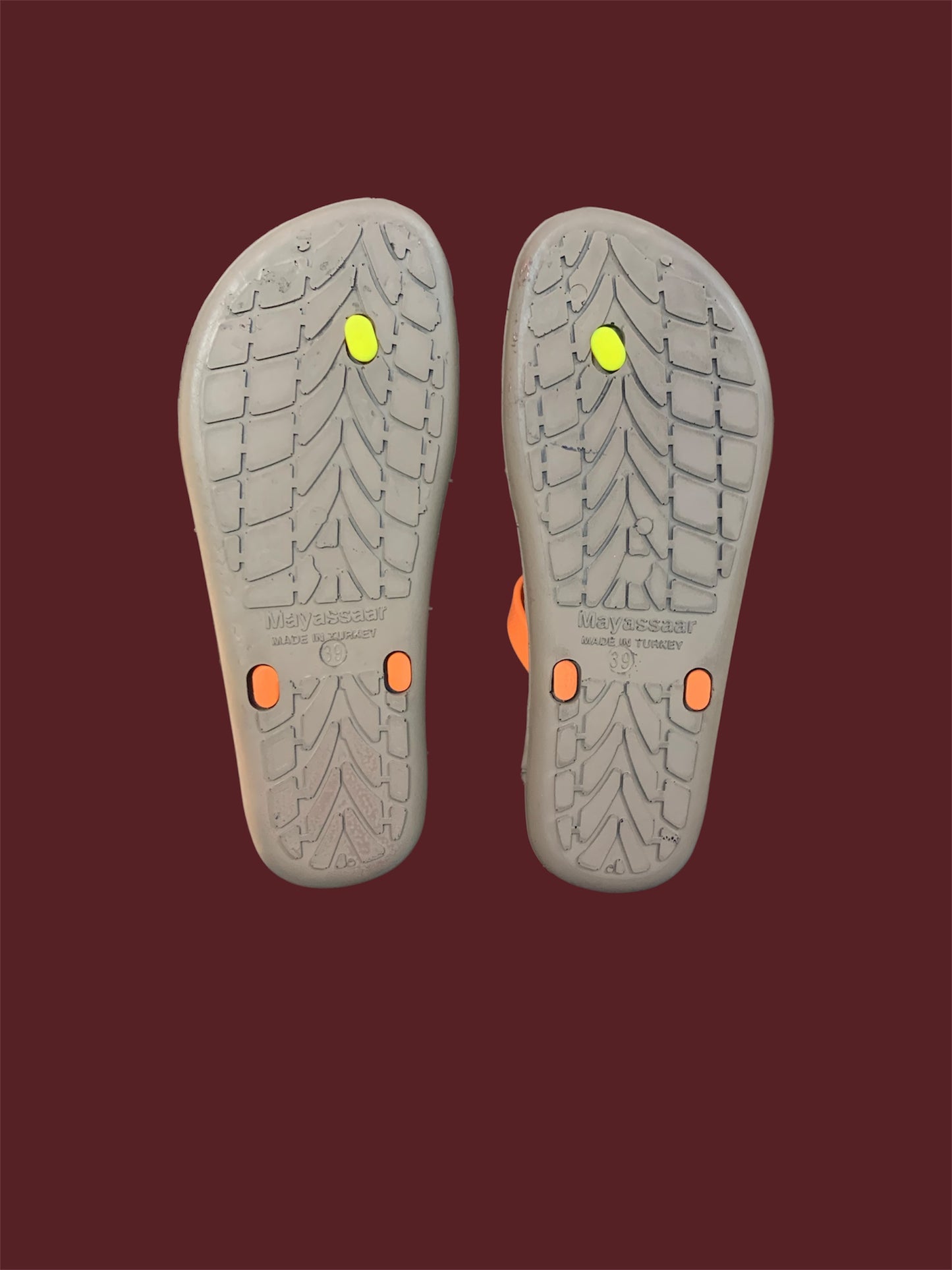 Mayyassar Brown Slipper