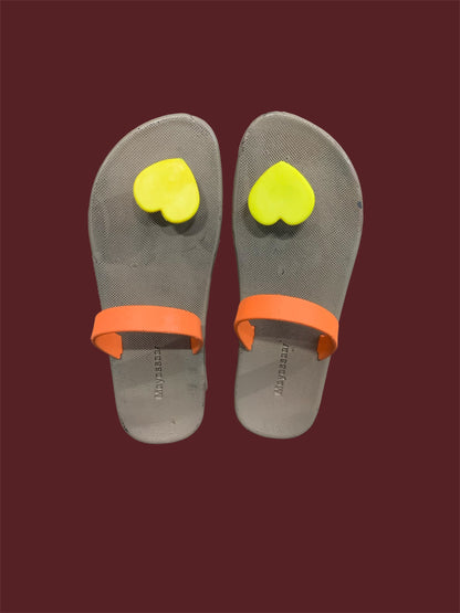 Mayyassar Brown Slipper