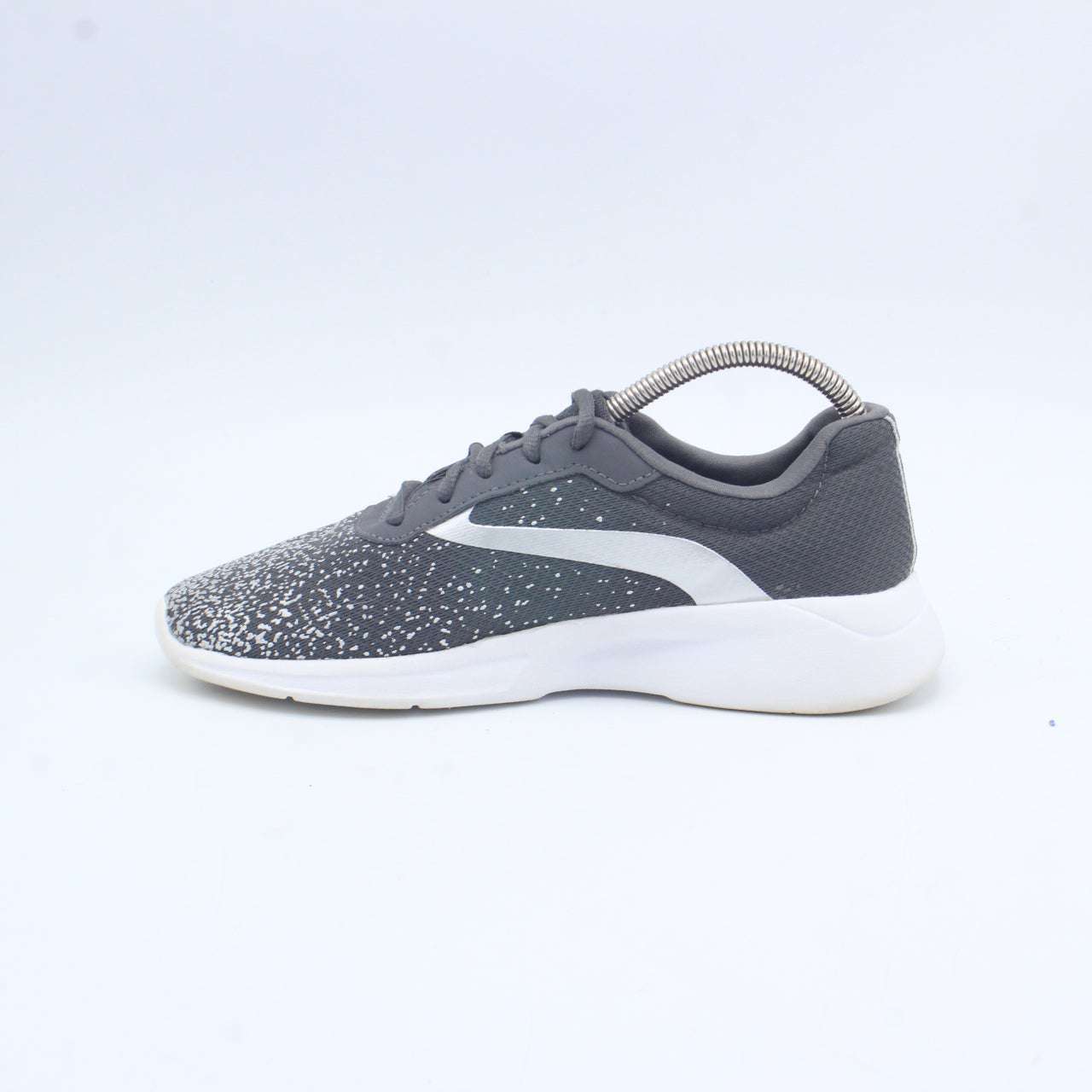 Branded Original Used Pre-Loved Sneakers in Pakistan
