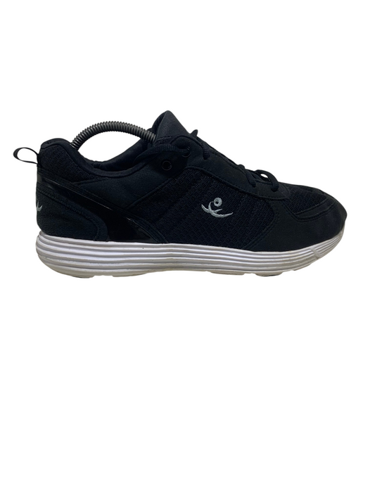 Chung Shi Casual Shoe