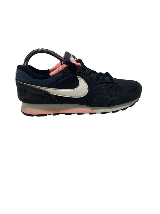 Nike MD Pre-Loved