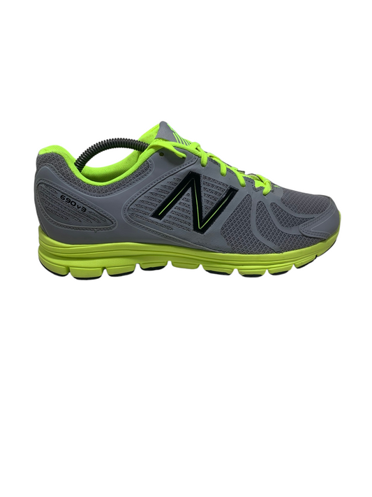 New Balance 690 v3