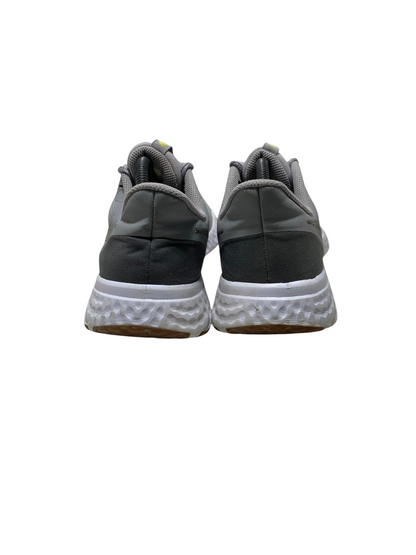 Nike Revolution 5 Premium Wolf Grey