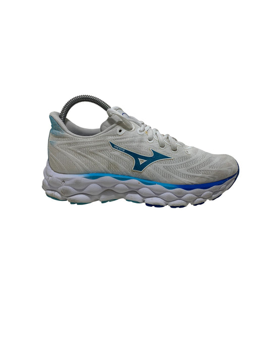 Mizuno Wave Sky 8