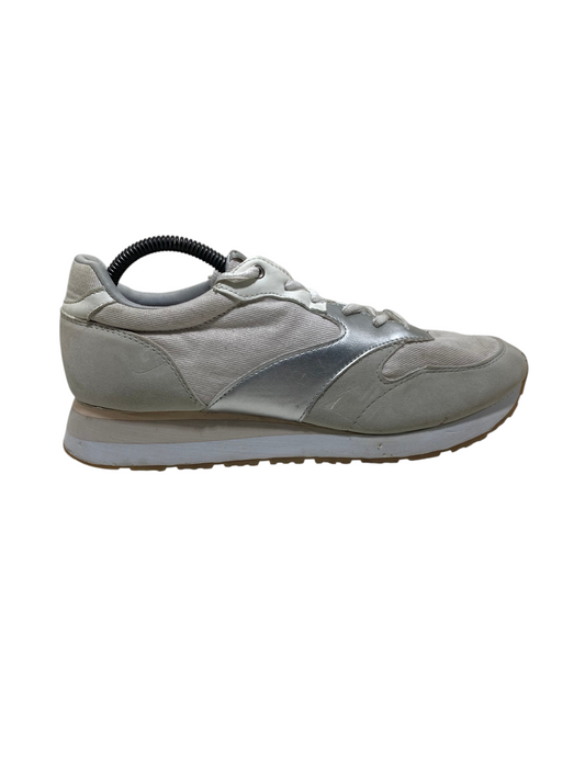 R Casual Shoe