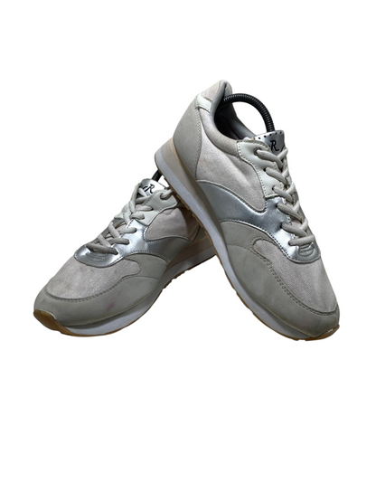 R Casual Shoe