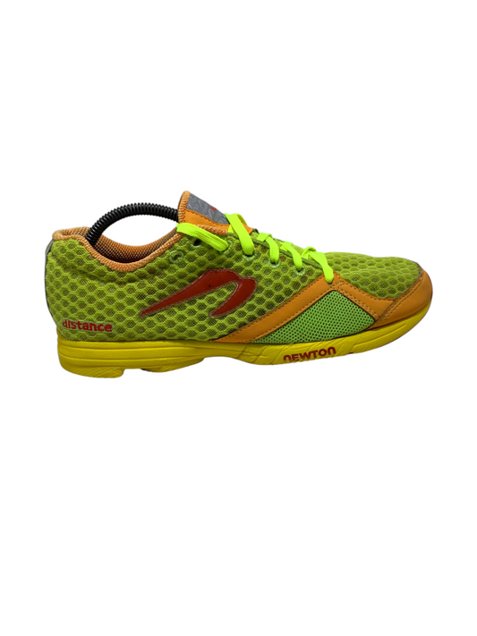 Newton Distance Runner
