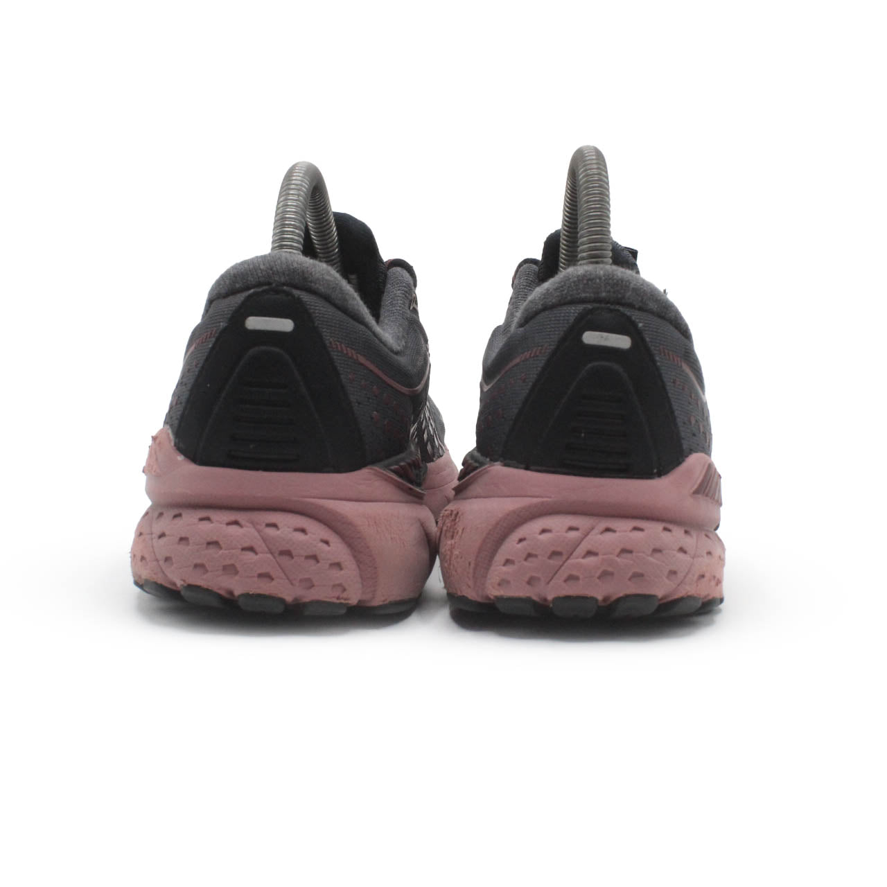 Branded Original Used Pre-Loved Sneakers in Pakistan