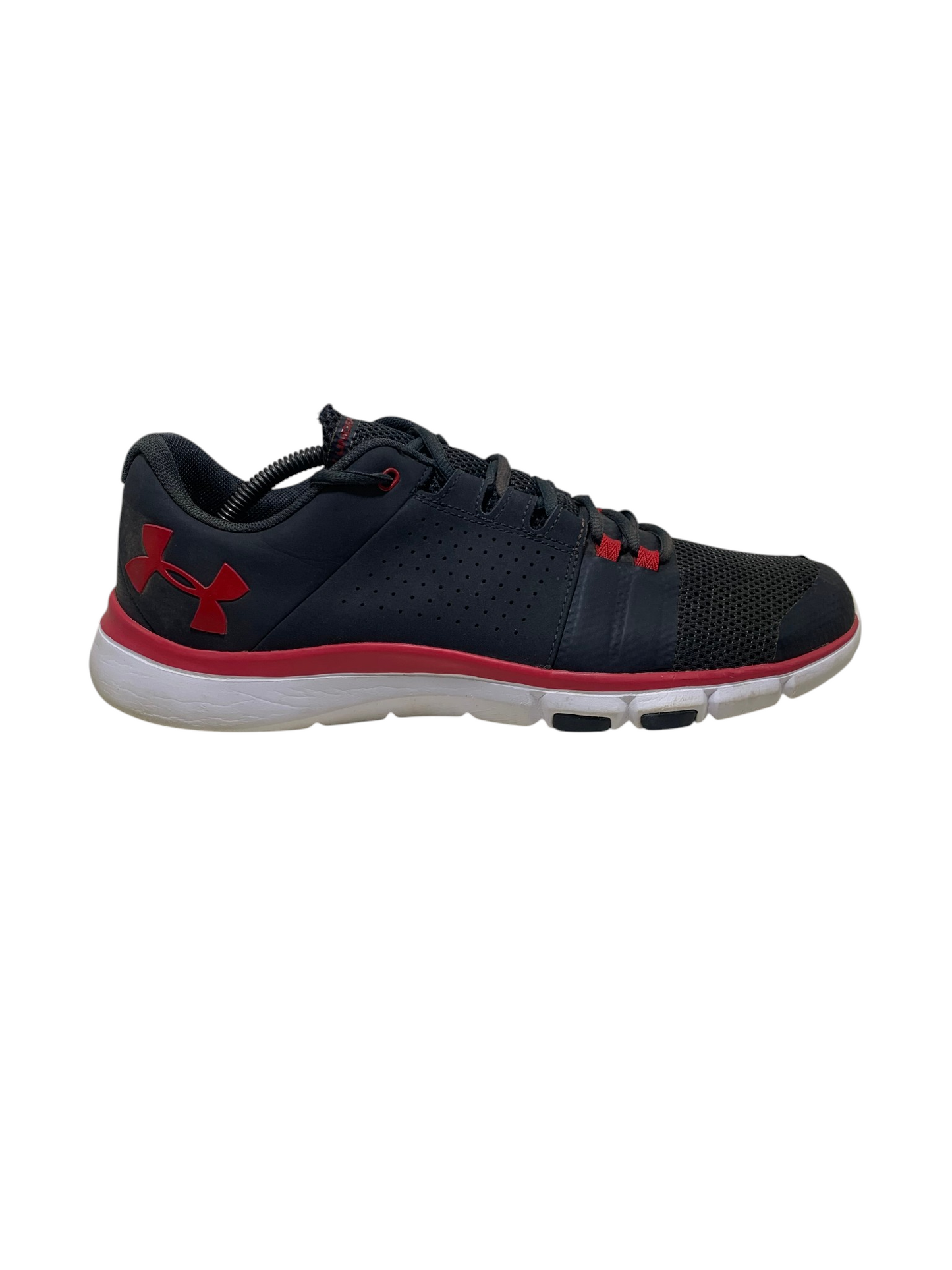 Under Armour Strive 7 Training