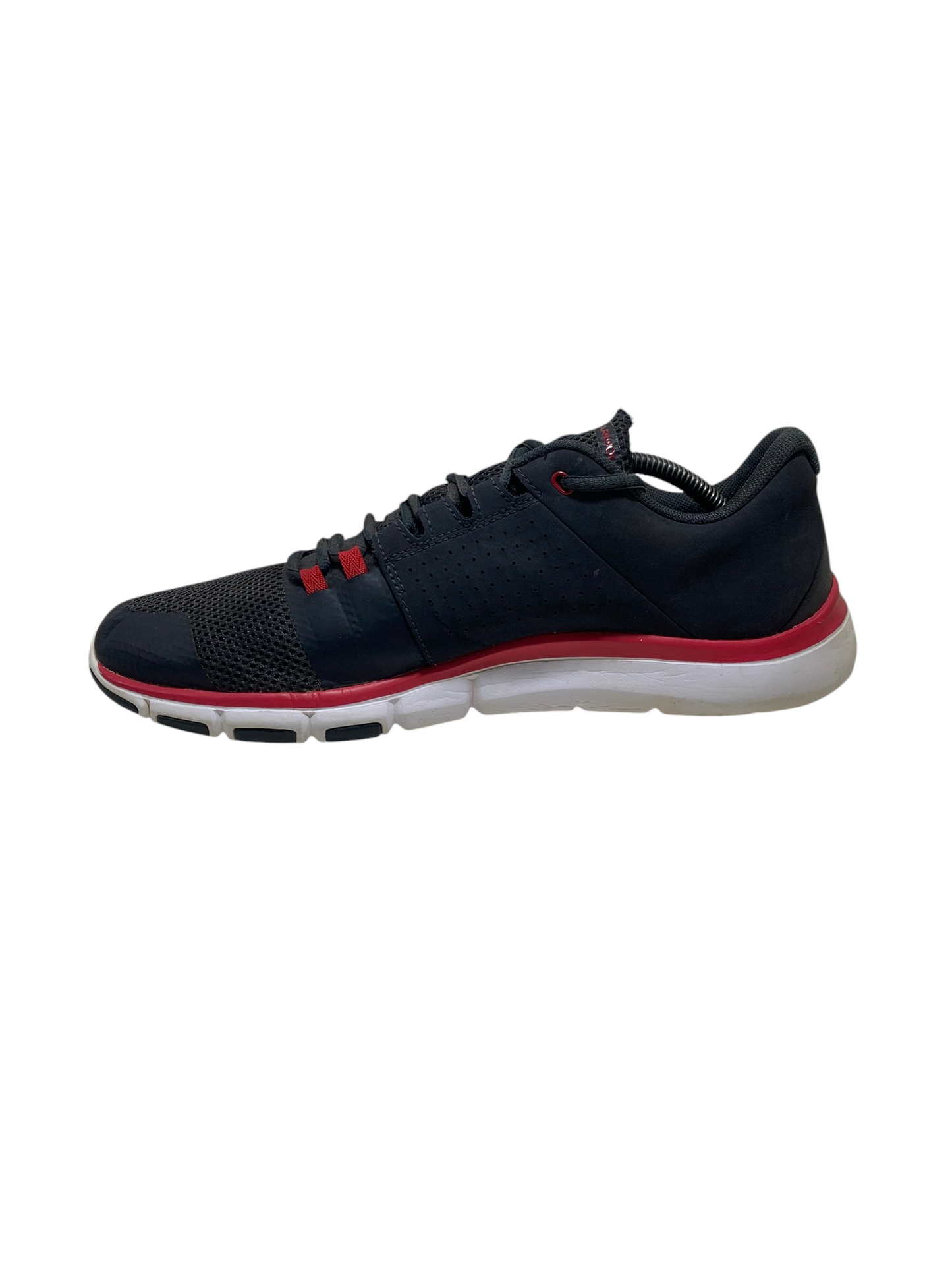 Under Armour Strive 7 Training