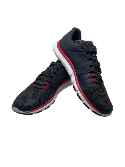 Under Armour Strive 7 Training