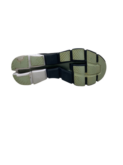 On Cloud Flyer Running