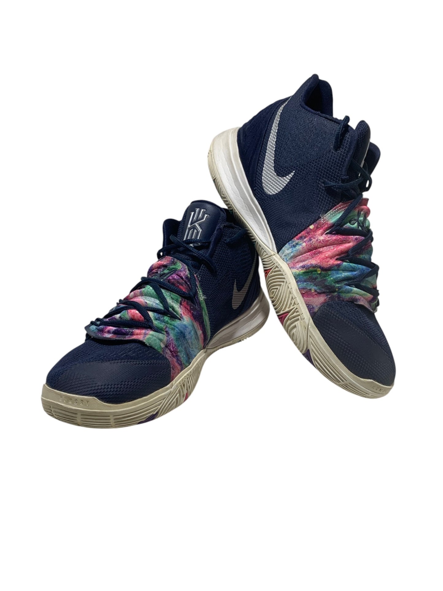 Nike Kyrie 5 Hightop Shoe