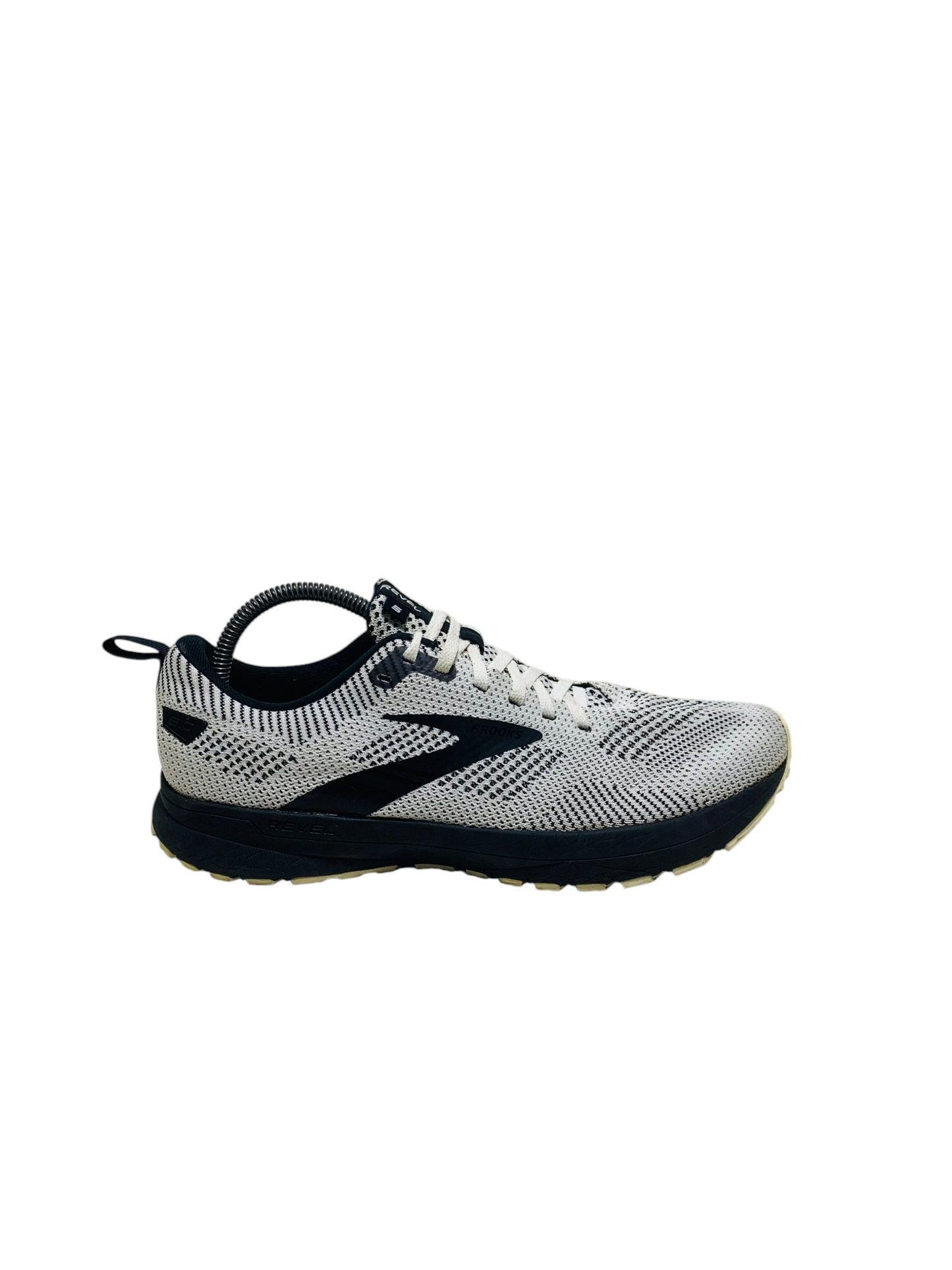 Brooks Revel 5