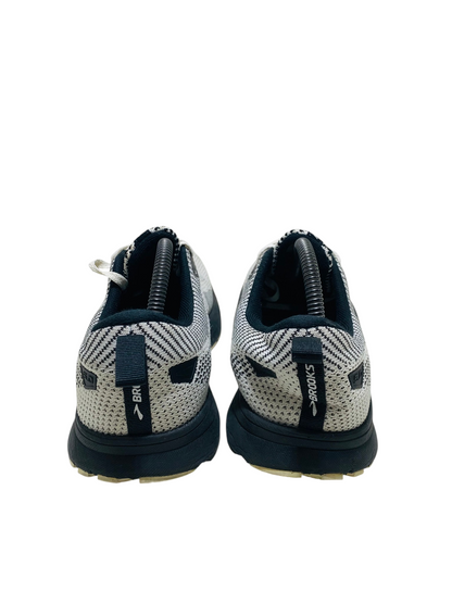 Brooks Revel 5