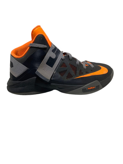 Nike LeBron Zoom Soldier 6