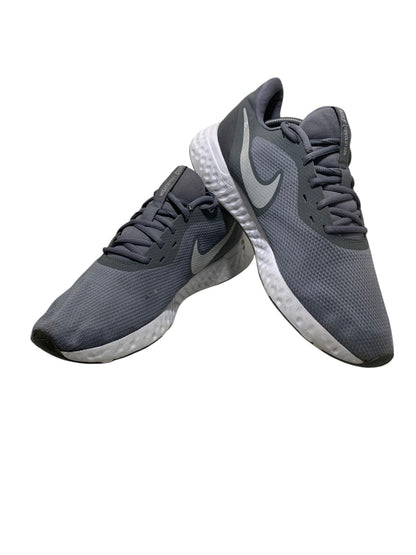 Nike Revolution 5 Cool Grey