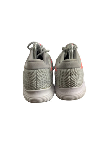 Nike Revolution 4 Grey