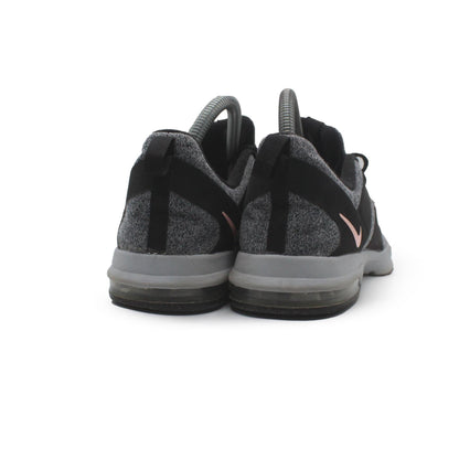 Branded Original Used Pre-Loved Sneakers in Pakistan