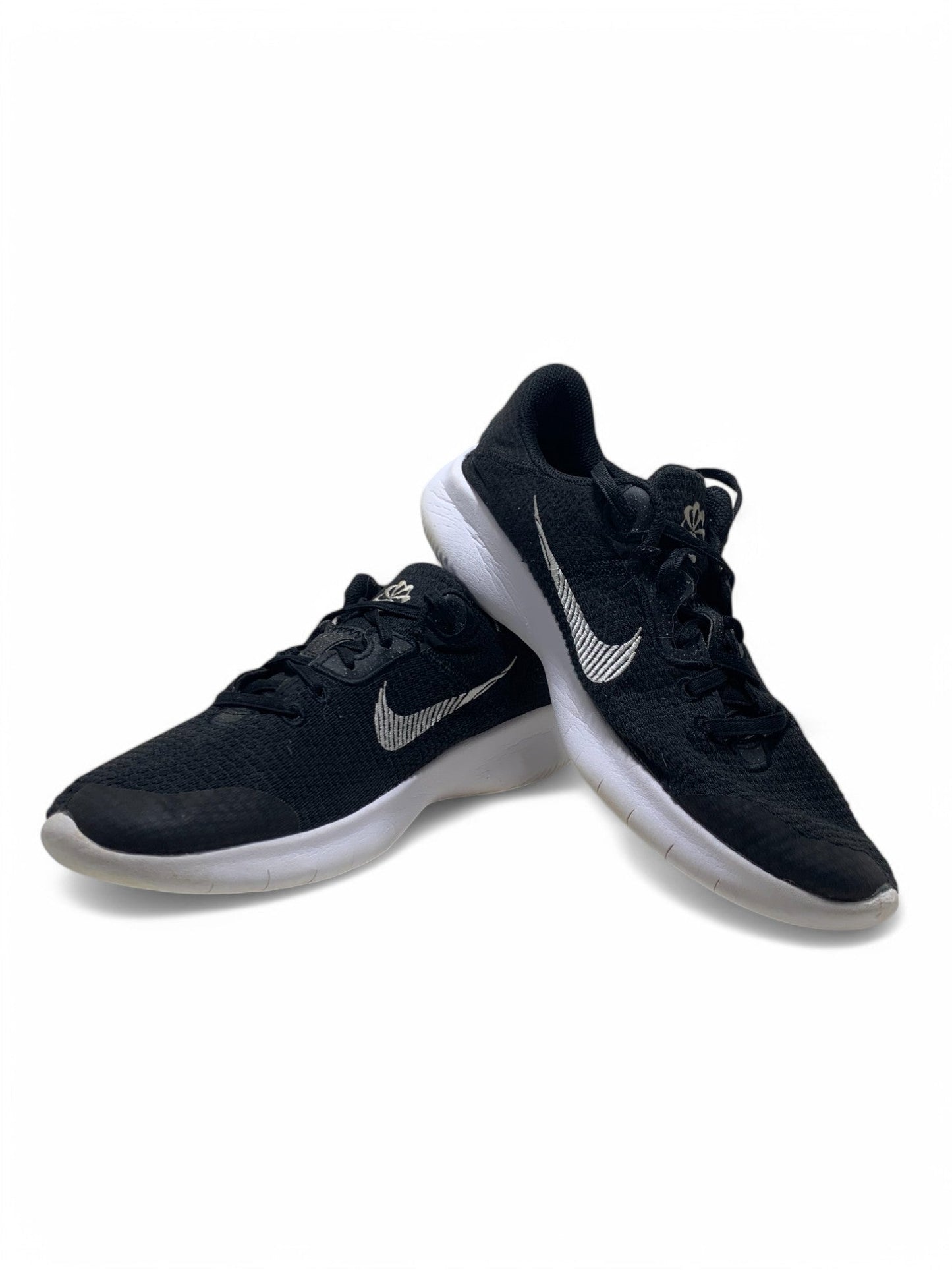 Branded Original Used Pre-Loved Sneakers in Pakistan