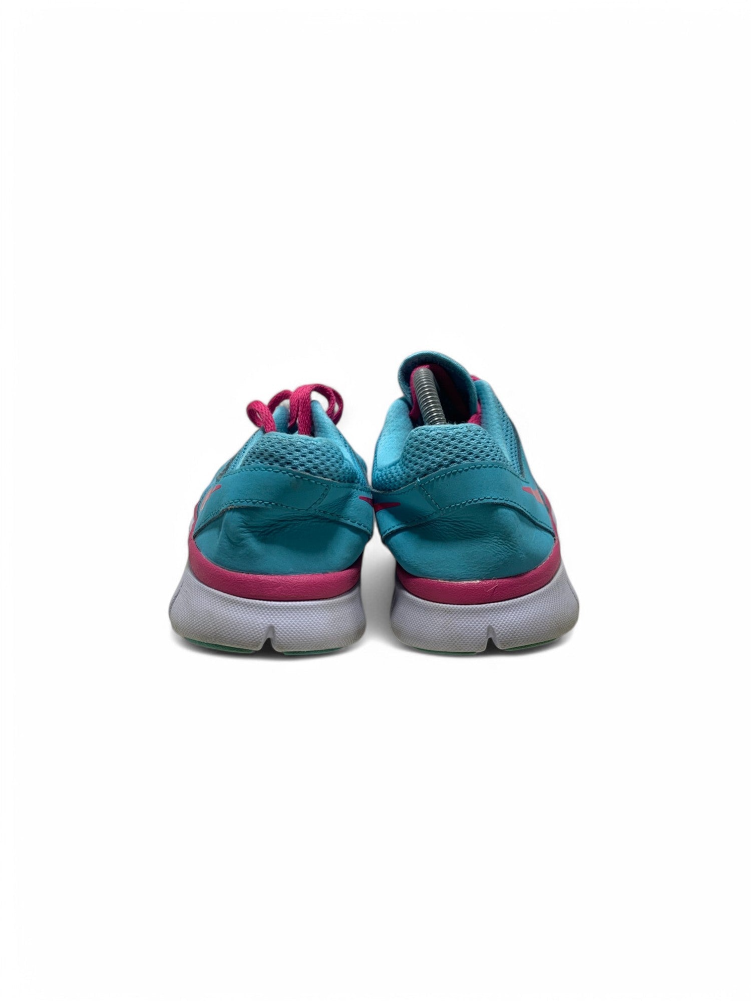 Branded Original Used Pre-Loved Sneakers in Pakistan