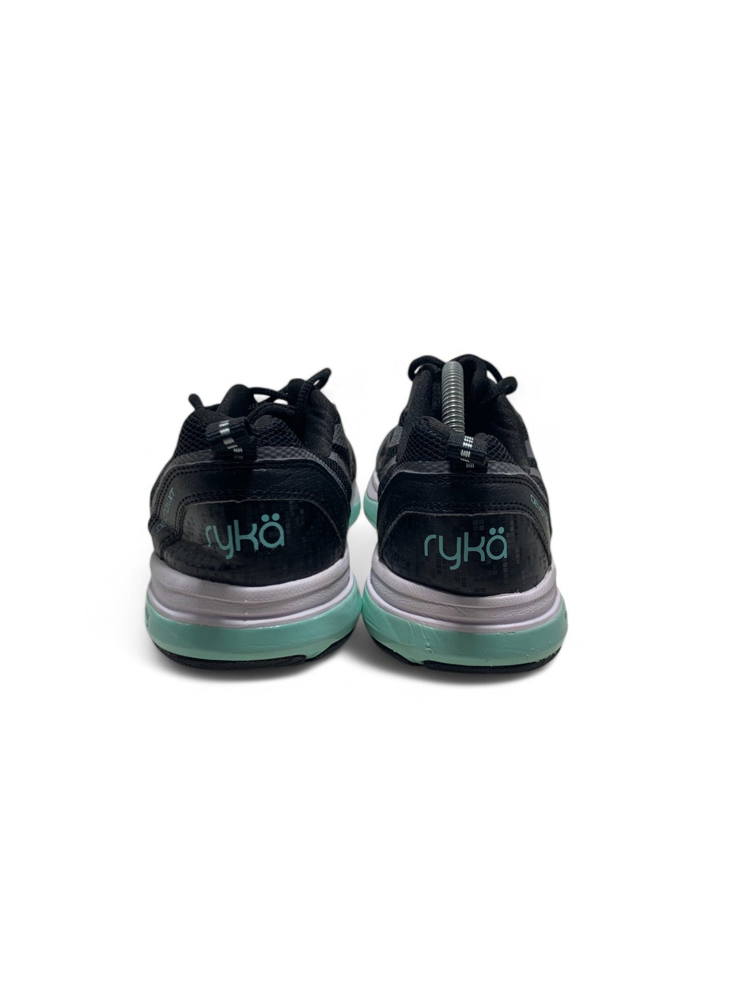 Branded Original Used Pre-Loved Sneakers in Pakistan