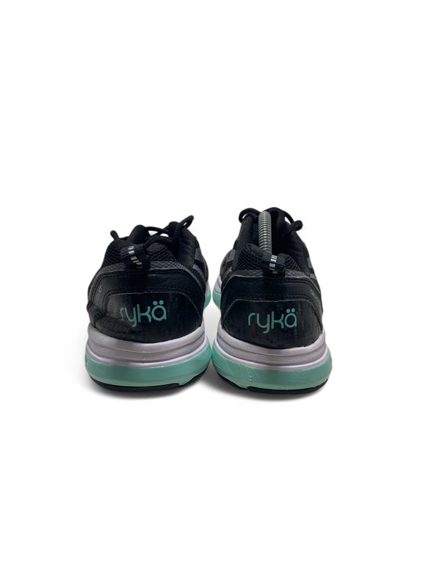 Branded Original Used Pre-Loved Sneakers in Pakistan