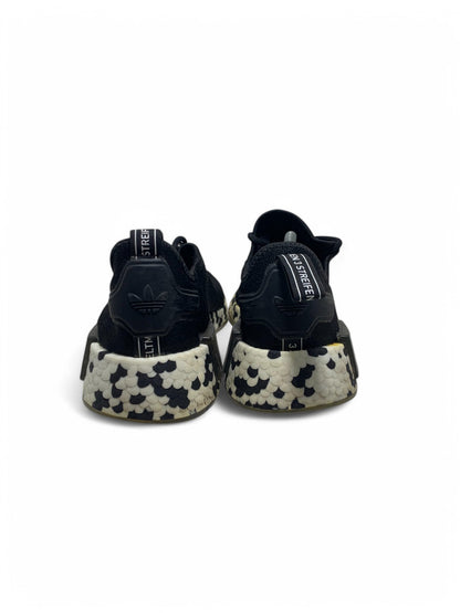 Branded Original Used Pre-Loved Sneakers in Pakistan