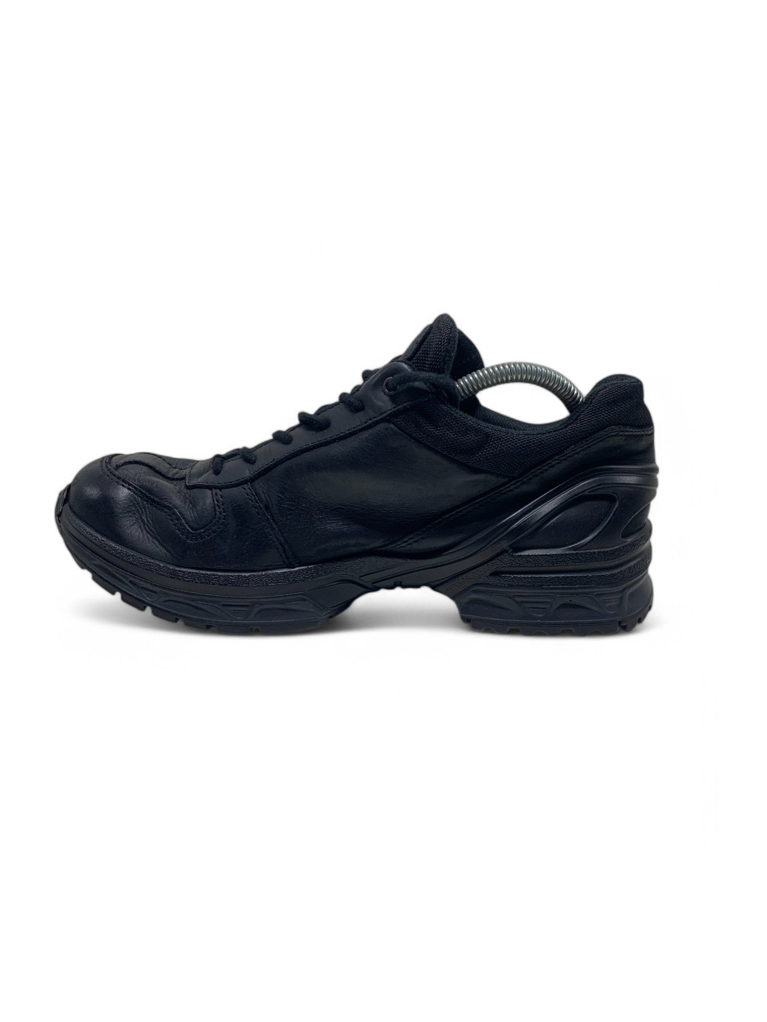 Branded Original Used Pre-Loved Sneakers in Pakistan