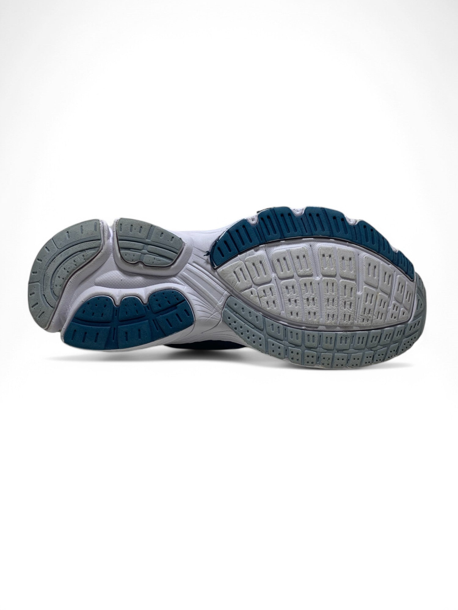 Branded Original Used Pre-Loved Sneakers in Pakistan