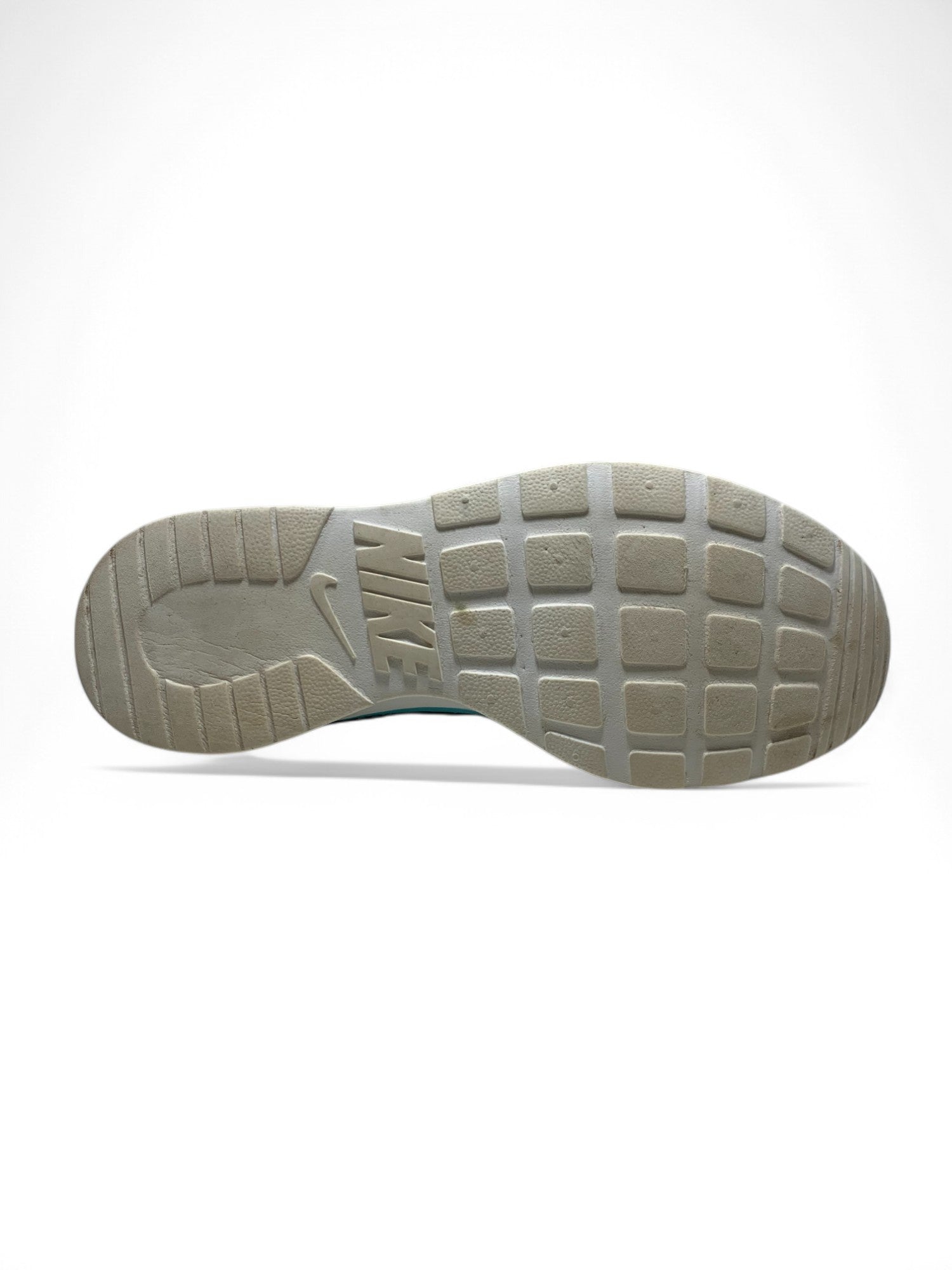 Branded Original Used Pre-Loved Sneakers in Pakistan