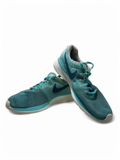 Branded Original Used Pre-Loved Sneakers in Pakistan