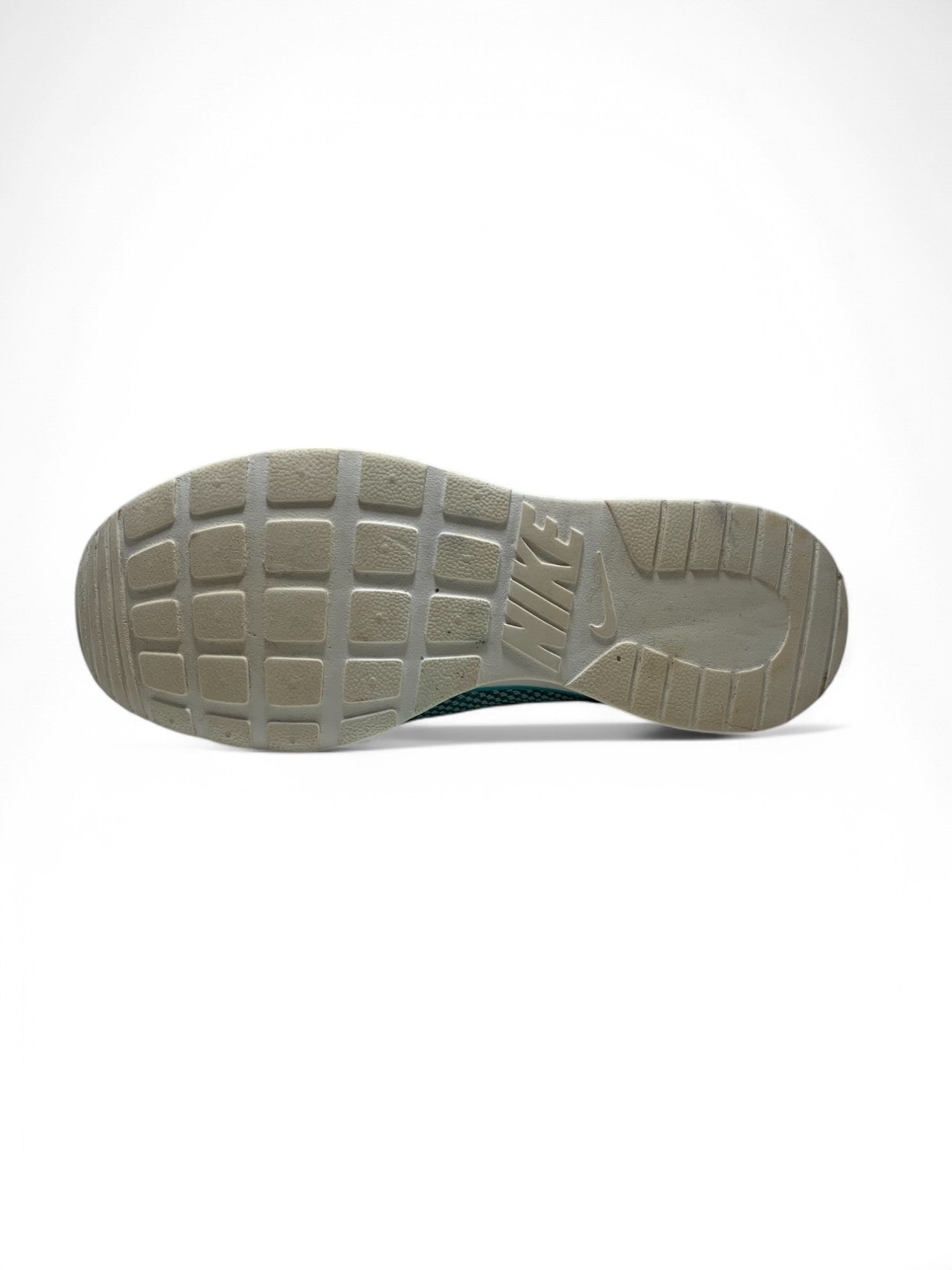 Branded Original Used Pre-Loved Sneakers in Pakistan