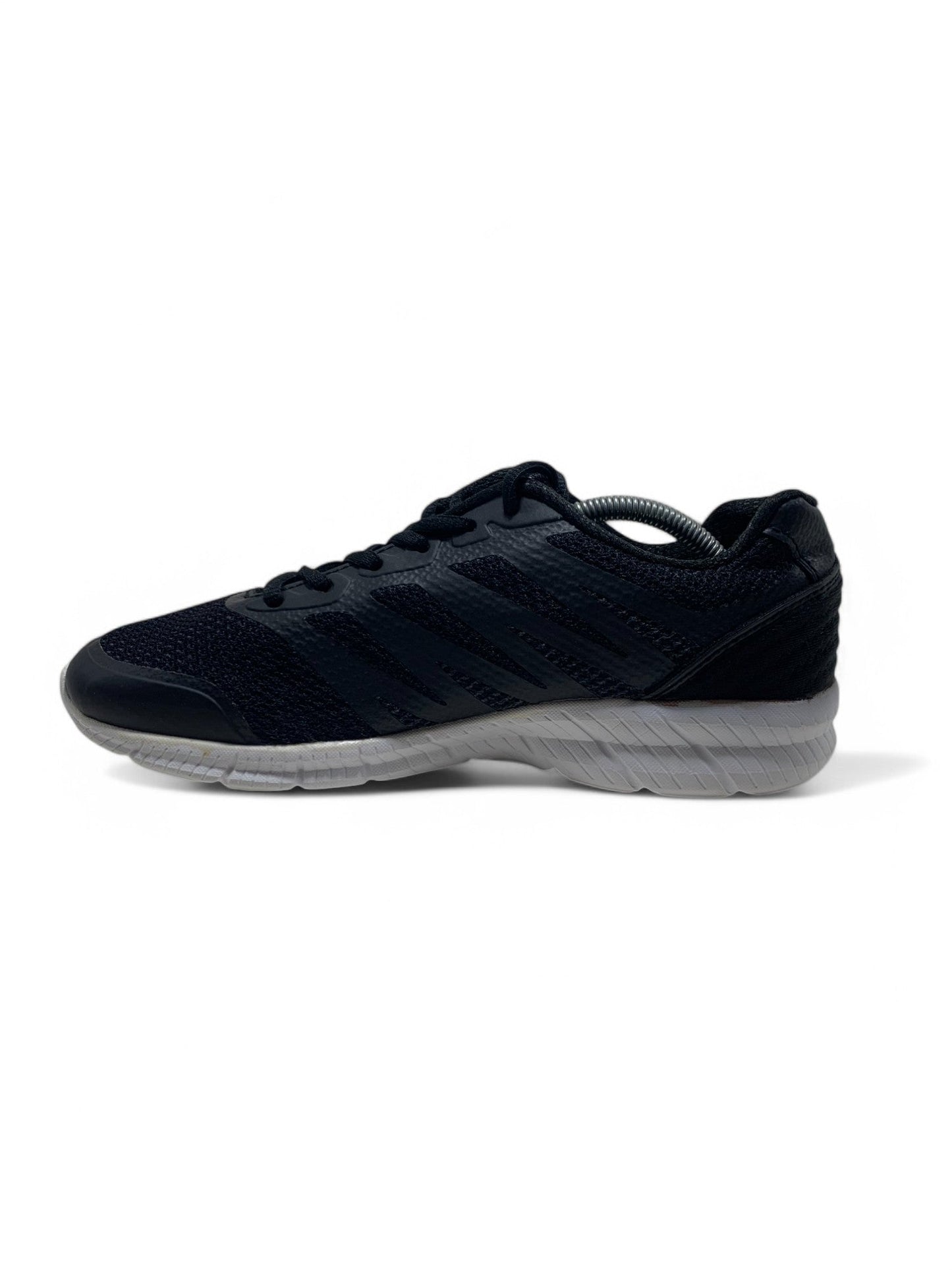Branded Original Used Pre-Loved Sneakers in Pakistan
