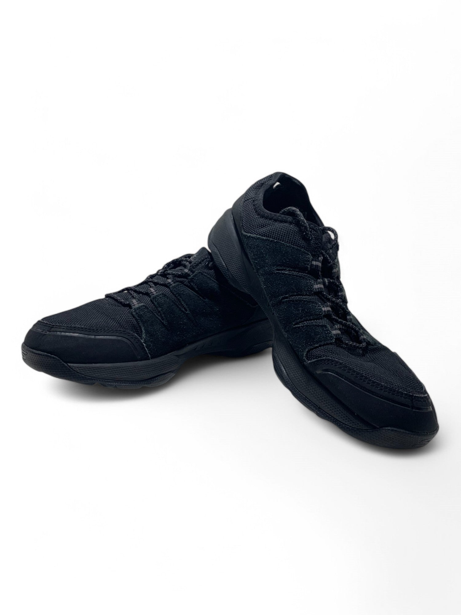 Branded Original Used Pre-Loved Sneakers in Pakistan