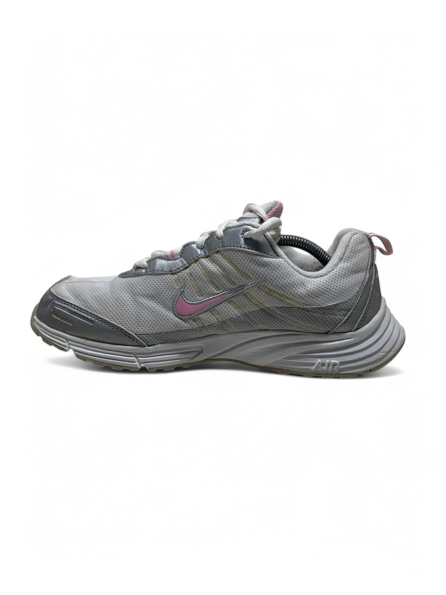 Branded Original Used Pre-Loved Sneakers in Pakistan