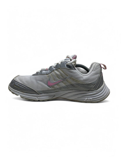 Branded Original Used Pre-Loved Sneakers in Pakistan