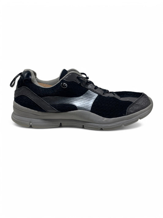 Branded Original Used Pre-Loved Sneakers in Pakistan