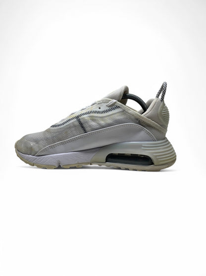 Branded Original Used Pre-Loved Sneakers in Pakistan