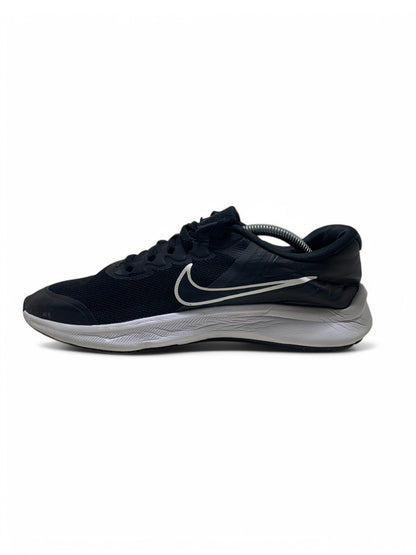 Branded Original Used Pre-Loved Sneakers in Pakistan