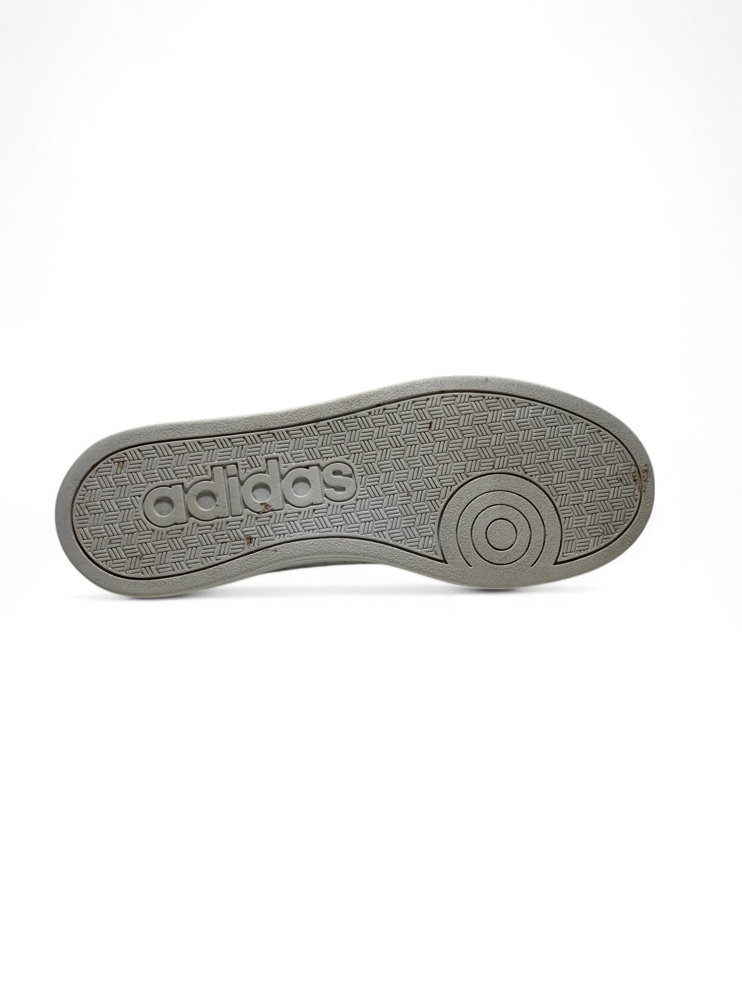 Branded Original Used Pre-Loved Sneakers in Pakistan