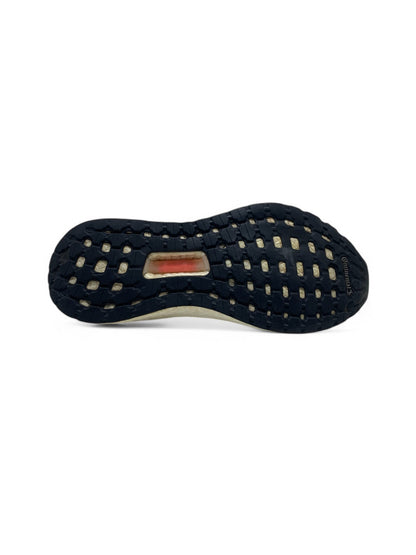 Branded Original Used Pre-Loved Sneakers in Pakistan