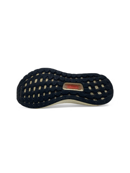 Branded Original Used Pre-Loved Sneakers in Pakistan